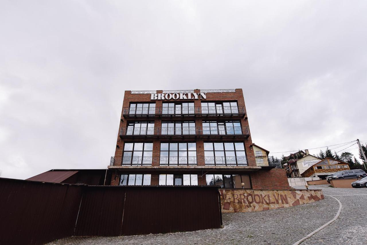 Отель Brooklyn Яблоница Экстерьер фото
