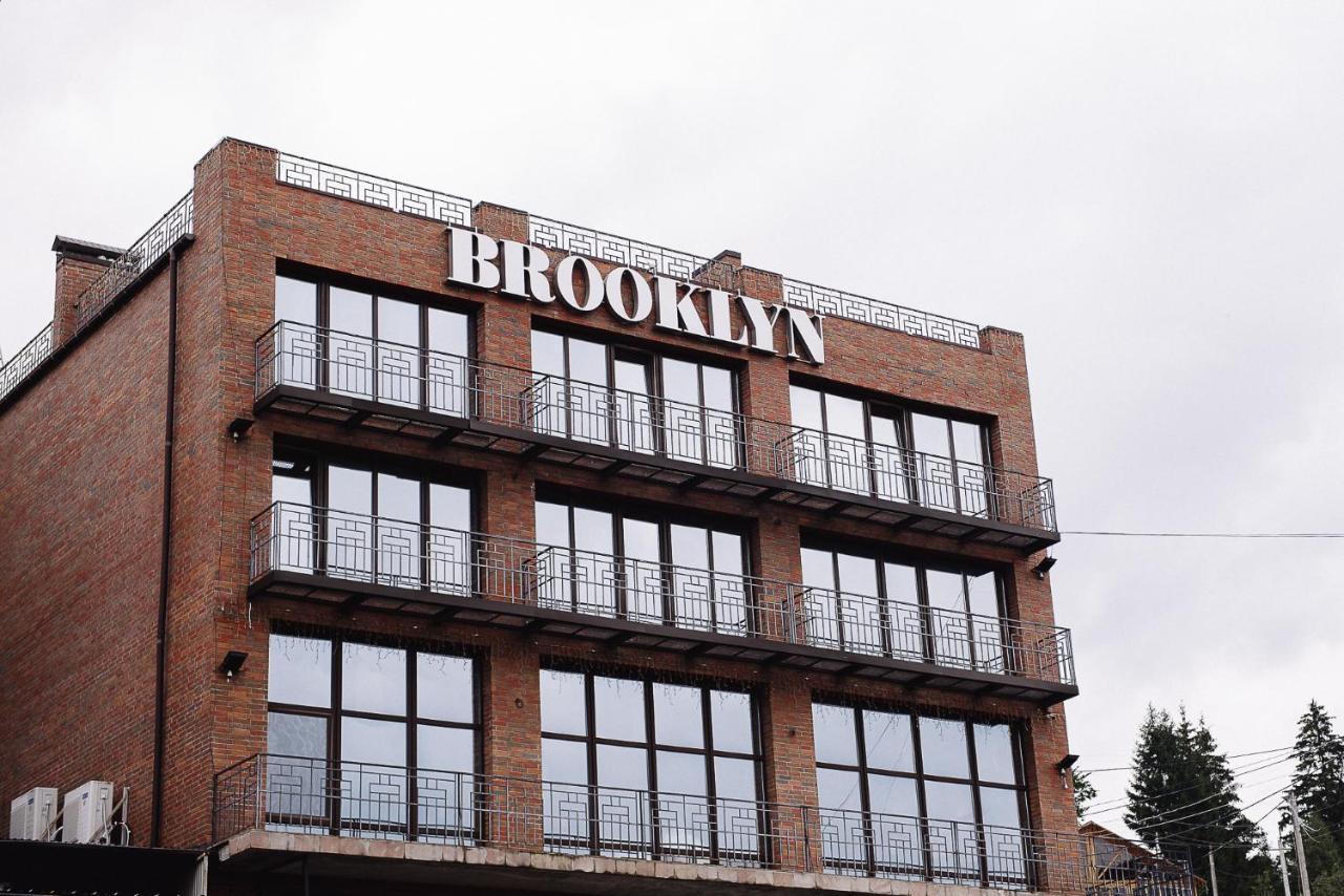 Отель Brooklyn Яблоница Экстерьер фото